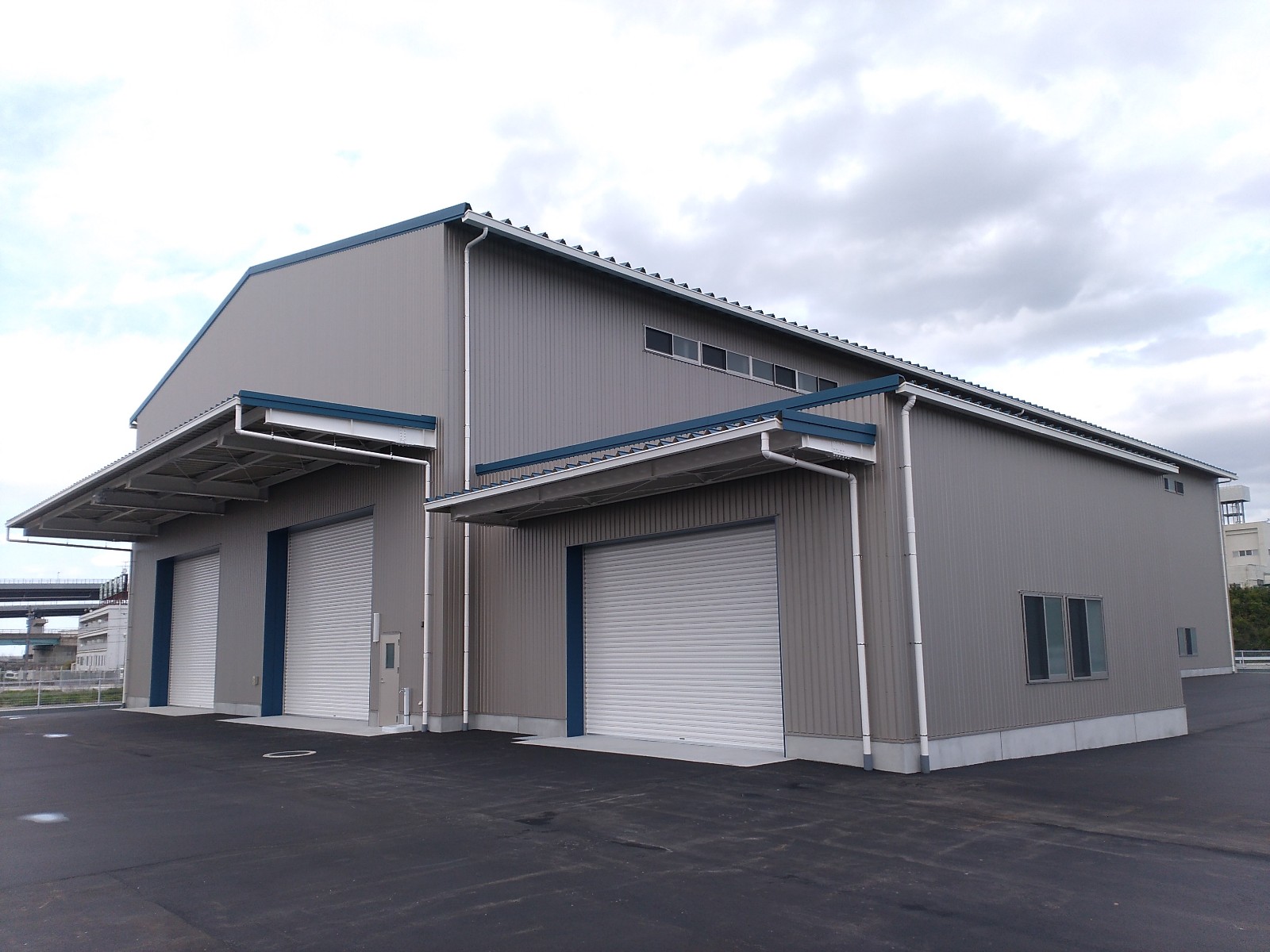 株式会社タブチ　米子営業所L-5